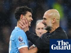 ‘Caipirinhas, daiquiris’: Guardiola dice a los jugadores del City que se relajen e ignoren la presión del título | ciudad de manchester