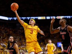 El No. 6 Iowa State se recupera de una diferencia de 10 puntos para derrotar al No. 2 Houston y lograr la última gran victoria