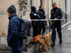 Partido de extrema izquierda francés vinculado al asesinato de activista denuncia amenaza de bomba