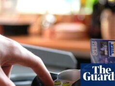 El pago sin efectivo tiene un coste | Dinero