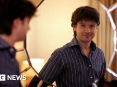 Muere el cofundador de Asos al caer de un balcón en Tailandia