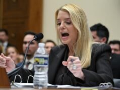 Los discursos histriónicos del fiscal general Bondi no detendrán las preguntas sobre los archivos de Epstein