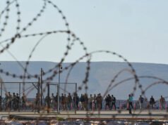 Grecia trabaja con otros cuatro países europeos para crear centros de deportación de inmigrantes fuera de la UE