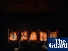 “Deja que el sonido suceda a tu alrededor”: un poderoso memorial sonoro recuerda a los muertos | Arte