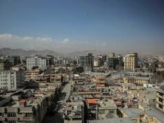 Irán pide a los talibanes afganos y a Pakistán que alivien las tensiones