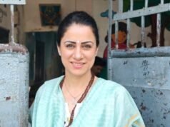 El maestro que ganó 1 millón de dólares por transformar barrios marginales indios en aulas al aire libre