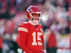 Según los informes, los Chiefs reestructuraron el acuerdo de Patrick Mahomes para liberar más de $40 millones contra el tope salarial