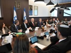 El gobierno aprueba un nuevo aeropuerto internacional en el sur de Israel en medio de preocupaciones por la congestión de Ben-Gurion