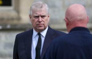 ¿Sigue el príncipe Andrés en la línea de sucesión tras su arresto por mala conducta?