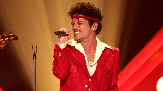 Bruno-Mars-Grammy-Performance.jpg