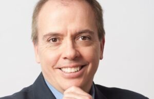 TelevisaUnivsión reduce pérdidas del cuarto trimestre