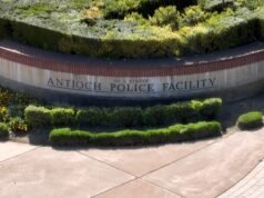 Sin sospechosos, motivo del apuñalamiento en motel de East Bay