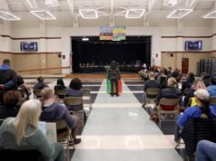 Millones de recortes presupuestarios en las escuelas de West Contra Costa generan preocupación entre los estudiantes, el personal y las familias – The Mercury News