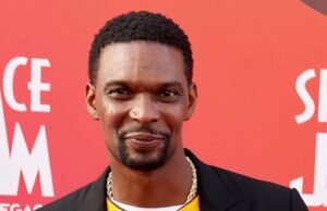 La ex estrella de la NBA Chris Bosh se despertó cubierto de sangre en un reciente problema de salud