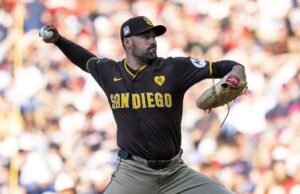 Matt Waldron de los Padres estará fuera indefinidamente después de un procedimiento para ‘drenar’ las hemorroides