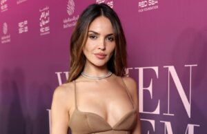 Eiza González reflexiona sobre sus ‘complicadas’ luchas pasadas por la imagen corporal
