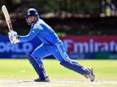 Vaibhav Suryavanshi y Ayush Mhatre se caen en un partido durante el partido del Mundial Sub-19 India-Pakistán