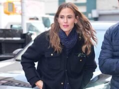 Copie el favorecedor look de jeans holgados de Jennifer Garner por solo $ 35