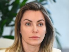 Crystal Hefner presenta denuncia contra los álbumes explícitos de Hugh Hefner