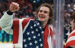 Jack Hughes predica el patriotismo tras marcar un gol en la prórroga sin dientes