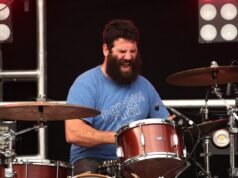 El baterista de la Manchester Orchestra Timothy muere a los 42 años, confirma la banda