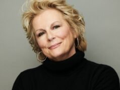 Newport Beach honrará a Jennifer Saunders en un evento de honores entre el Reino Unido e Irlanda