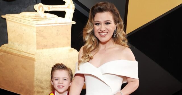 Kelly-Clarkson-Brings-Son-Remington-as-Her-Grammys-Plus-One.jpg