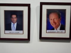 El director de una escuela de Los Ángeles recibe licencia remunerada durante una investigación federal – The Mercury News