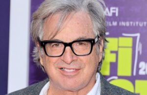 Muere Robert Carradine, protagonista de ‘La venganza de los nerds’ y ‘Lizzie McGuire’, a los 71 años