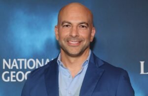 Peter Attia deja CBS News después de que se revelaran los vínculos con Jeffrey Epstein