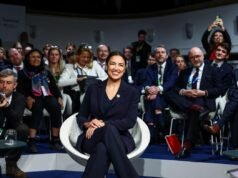 El complicado viaje de AOC a Múnich: cartas