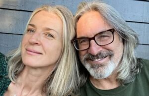 La hija de Robert Carradine, Ever Carradine, reacciona a su muerte a los 71 años