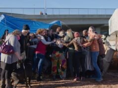 Lo que aprendí sobre el amor en un campamento para personas sin hogar