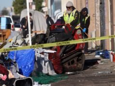 El alcalde de Oakland busca reducir las redadas en campamentos de personas sin hogar mientras otros impulsan la represión – The Mercury News