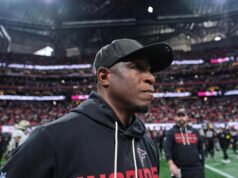 Los 49ers contratan a Raheem Morris como coordinador defensivo, en sustitución de Robert Saleh