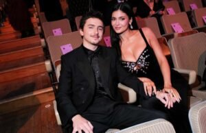 Kylie Jenner se acerca a Timothée Chalamet en los BAFTA Film Awards 2026