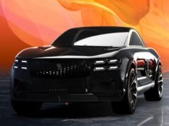 El cupé Toyota Century podría llegar con sistema de propulsión híbrido enchufable V12