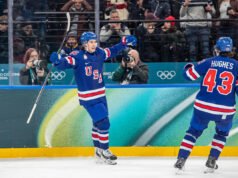 Juegos Olímpicos de Invierno 2026: el hockey masculino del equipo de EE. UU. sobrevive al susto y mantiene a raya a Dinamarca