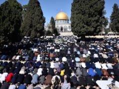 80.000 fieles asisten a la oración del primer viernes del Ramadán en Jerusalén