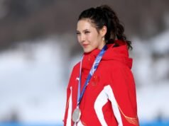 La decisión de la atleta olímpica Eileen Gu de negarle a Estados Unidos esquiar para China es nada menos que hipocresía