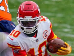 Se informa que los Miami Dolphins liberan al WR Tyreek Hill