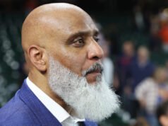 Según los informes, el líder de la MLBPA, Tony Clark, renunció pocos meses antes de la lucha sindical debido a la expiración del convenio colectivo.