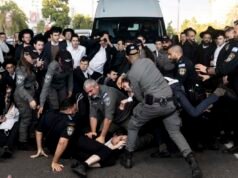 La policía pidió que expulsara a un soldado ultraortodoxo de una protesta contra el reclutamiento en Jerusalén