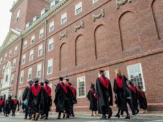 Que Harvard limite el número de calificaciones A es algo bueno, incluso si los estudiantes se están desmoronando