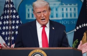 Paramount aumenta su oferta por Warner Bros. a medida que la venta se vuelve política