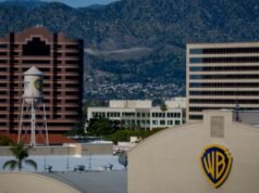En medio de una batalla multimillonaria por Warner Bros., la compañía pierde 252 millones de dólares