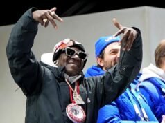 Flavor Flav celebra el deporte femenino en Las Vegas. He aquí por qué