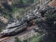 Netanyahu y Katz piden a las FDI que destruyan puentes y casas en el sur del Líbano