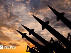 La empresa de inteligencia artificial Anthropic busca un experto en armas para evitar el ‘uso indebido’ de los usuarios