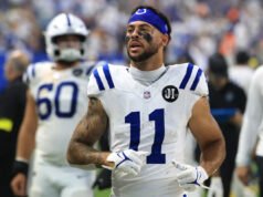 Los Steelers adquieren a Michael Pittman Jr. en un intercambio con los Colts y firman a WR con un contrato de 3 años por valor de 59 millones de dólares.